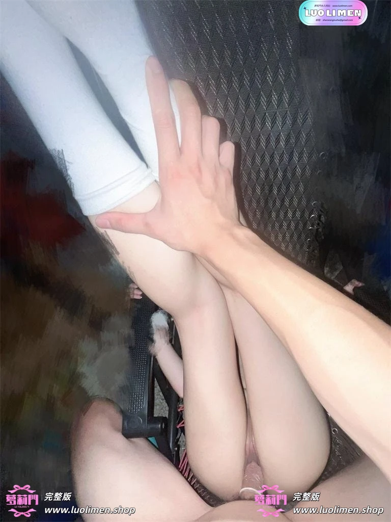 图片[6]-泡芙卷卷@Puffyoll_1 新作 Cos顶级白虎萝莉福利姬啪啪福利订阅-幼萝萌妹
